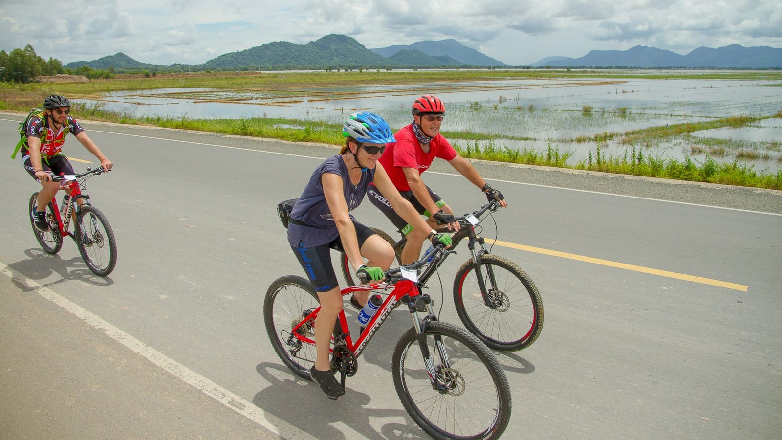 Discover Paradise on Two Wheels: The Ultimate Guide to Vietnam Cycling Holiday Packages